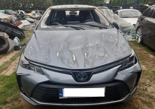 Toyota Corolla cena 39900 przebieg: 122000, rok produkcji 2020 z Biała małe 137